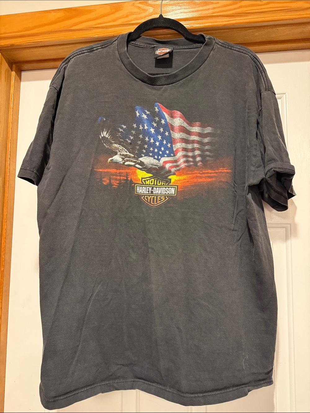 Harley-Davidson Black T‑Shirt with American Flag, Eagle & Orange Sunset